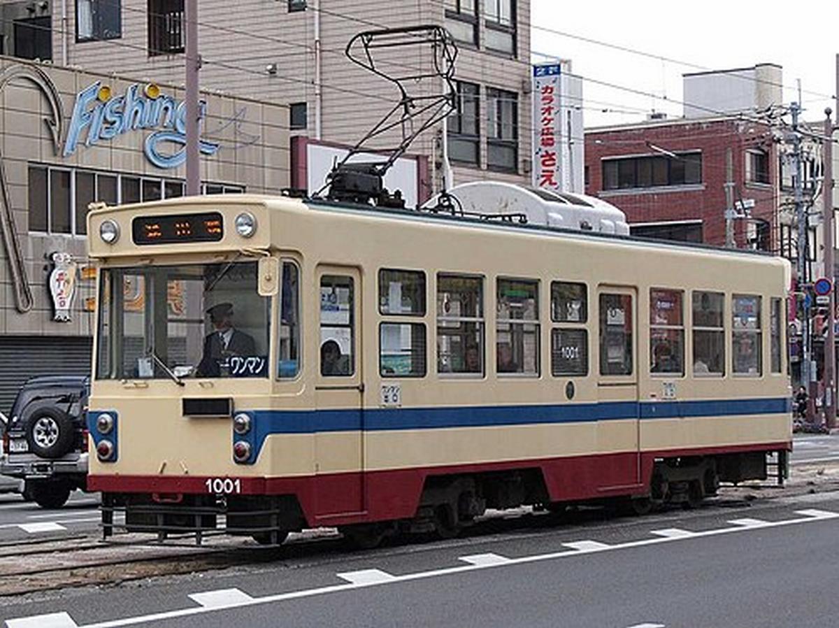 あみでん - 投稿者自身による著作物, CC 表示-継承 3.0, https://commons.wikimedia.org/w/index.php?curid=6094800による